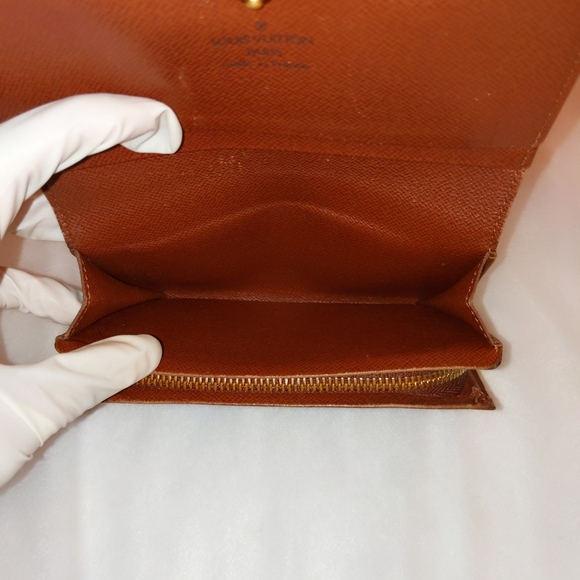 💥SOLD💥Louis Vuitton wallet - Picture 3 of 16
